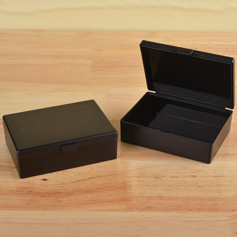 Schwarz/weißes Kunststoffgehäu – Desk Setup Black And White Bewertung und Preis