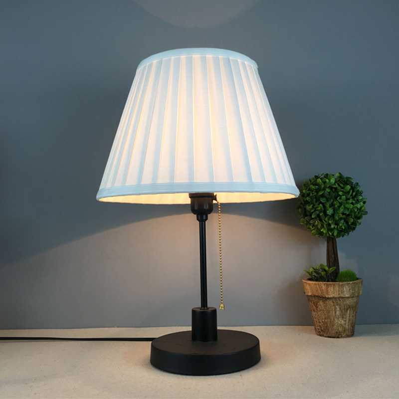 Hochwertiger Lampenschirm aus  – Desk Setup Wallpaper Bewertung und Preis